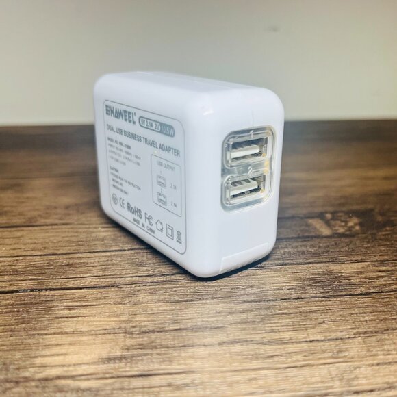 Dual USB Wall Charger Universal Travel Adapter EU / UK / US/ AU with 2 USB Port - Picture 3 of 4